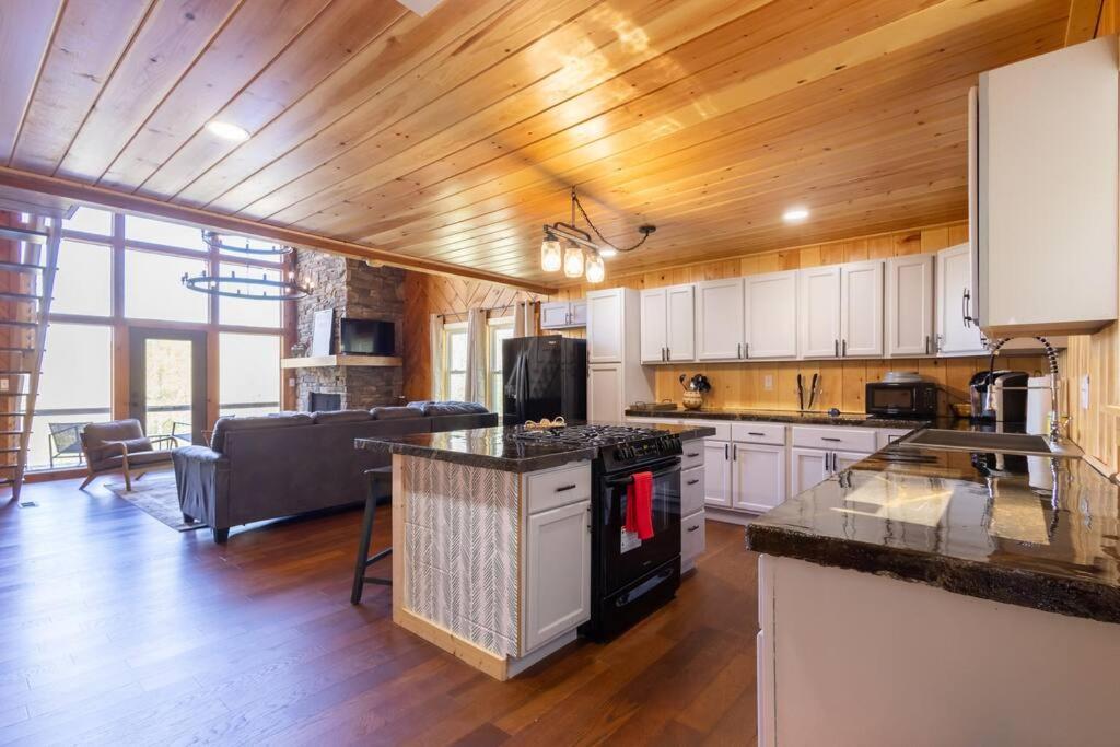 Family Cabin Near Smoky Mtn Entrance Nantahala Роббинсвилл Экстерьер фото