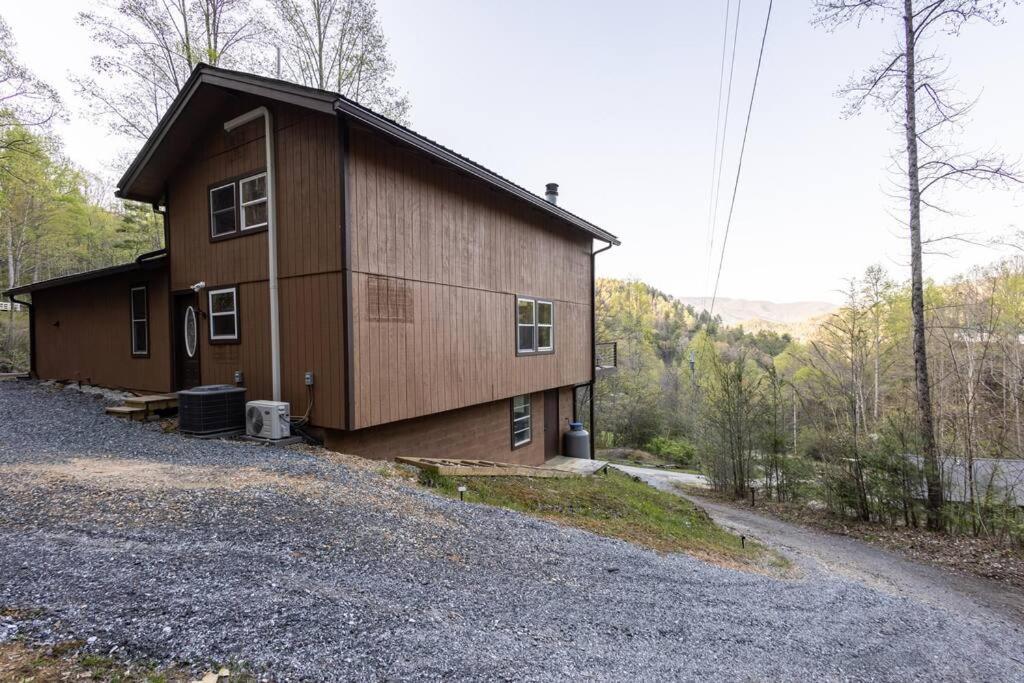 Family Cabin Near Smoky Mtn Entrance Nantahala Роббинсвилл Экстерьер фото