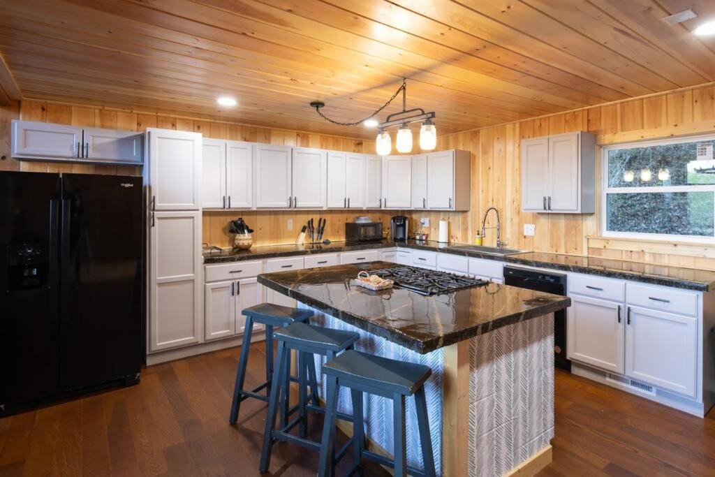 Family Cabin Near Smoky Mtn Entrance Nantahala Роббинсвилл Экстерьер фото